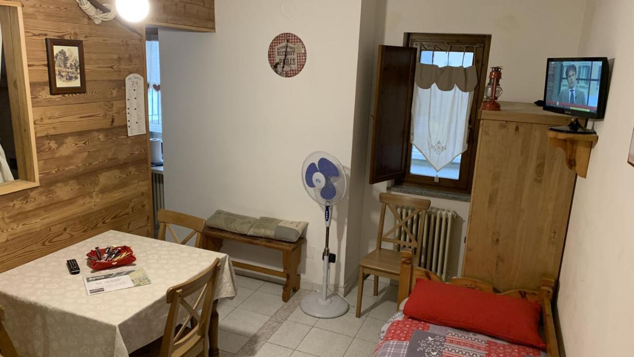 Le Joli Coin Du Passage Daire Aosta Dış mekan fotoğraf